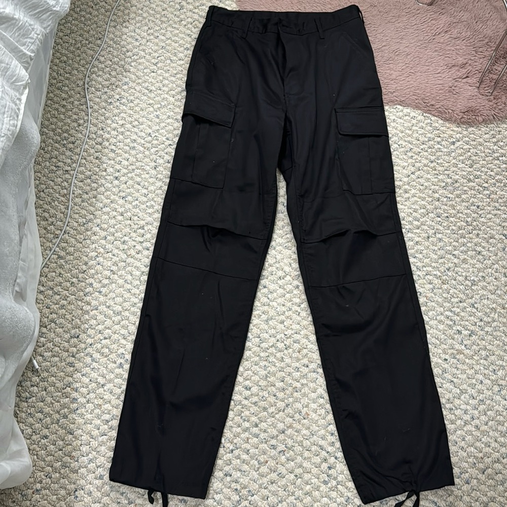 Black cargo pants